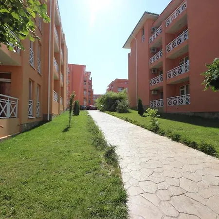 Appartamento Floor, With Views At Sunny Day 6